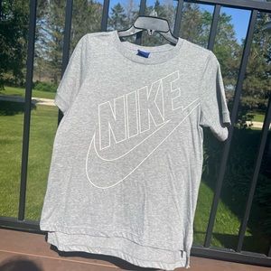Nike tee